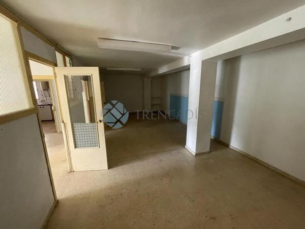 Local en Barri Santa Rosa