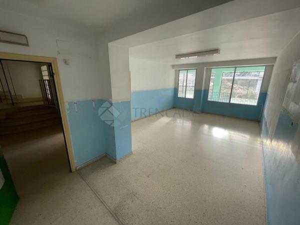 Local en Barri Santa Rosa