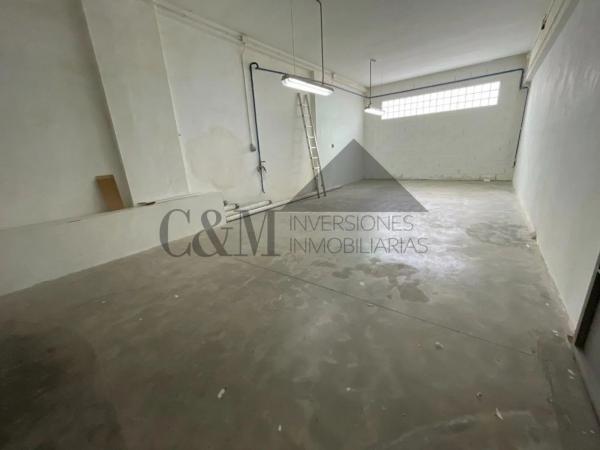 Local en camino de Serelles