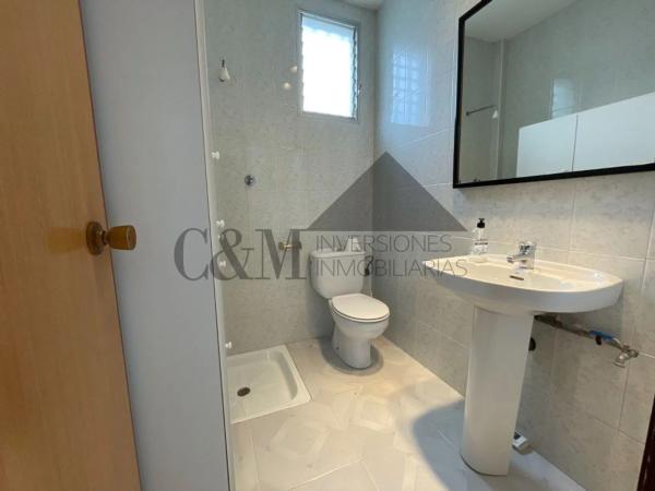 Local en camino de Serelles