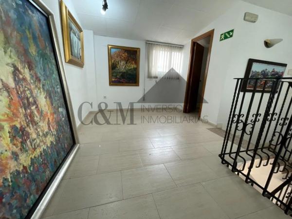 Local en camino de Serelles