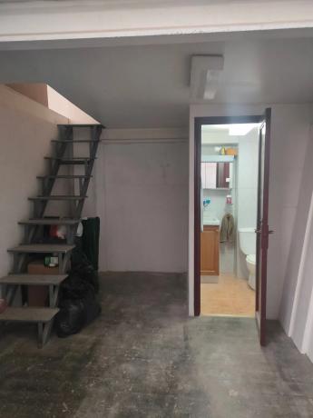 Local en calle San Isidro, 11