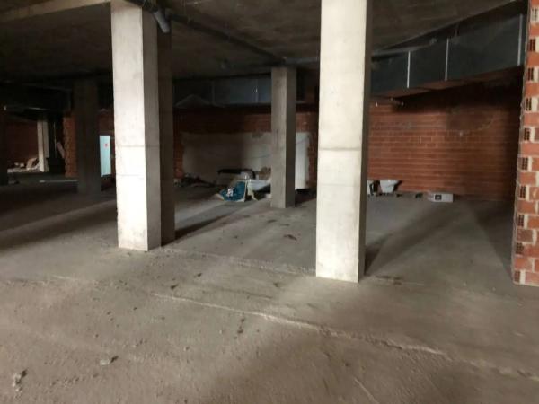 Local en calle Oliver, 71