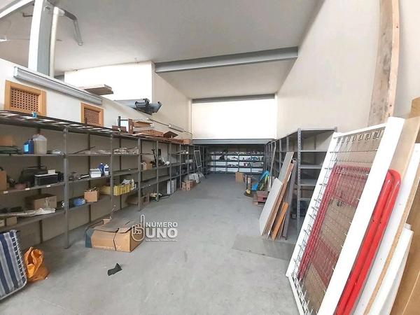 Nave en calle Balmes, 15