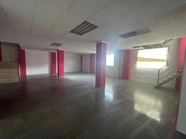 Local o nave en avenida de Juan Carlos i