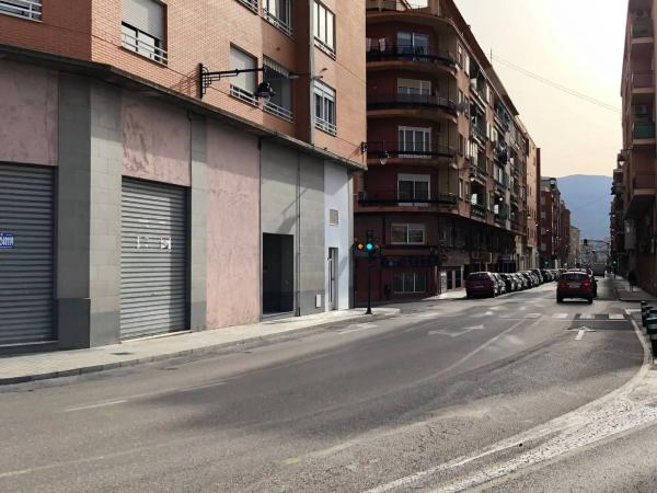 Local en carretera Tirant lo blanc, 2