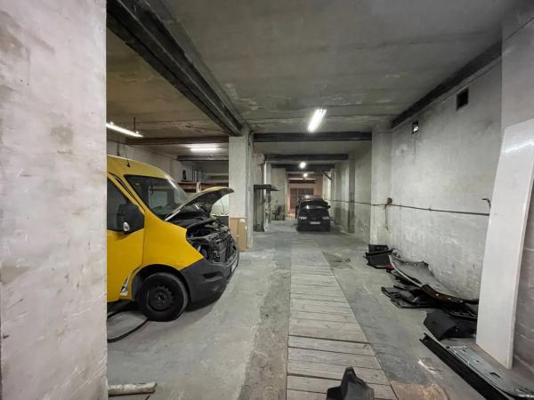 Local en calle Pintor Cabrera, 9