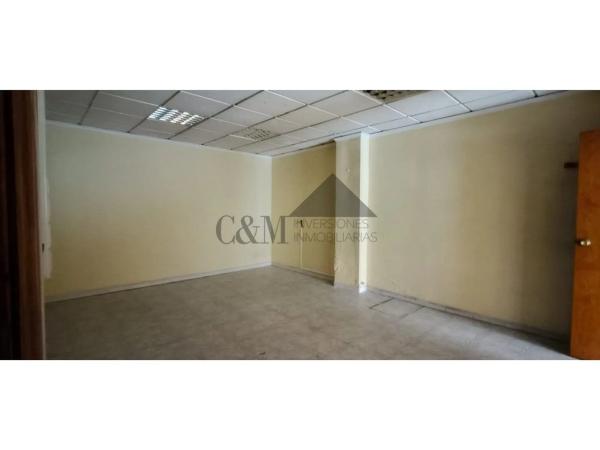 Local en calle Músic Serrano, 4