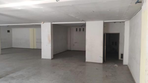 Local en calle Rafael Laliga Pérez, 3