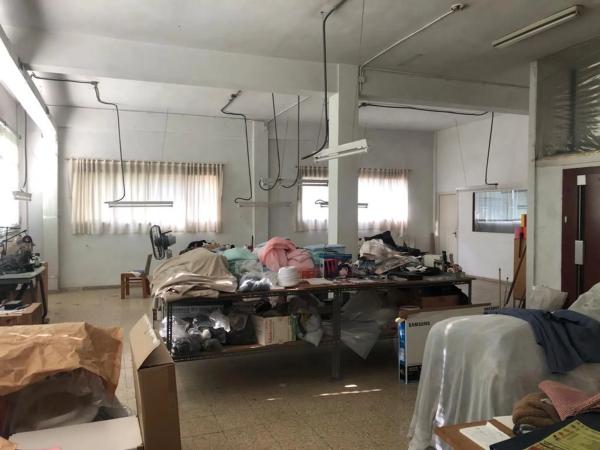 Nave en Carretra La Riba, 2