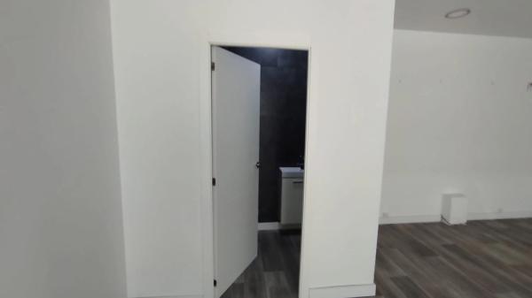 Local en calle de Laporta, 32