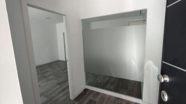 Local en calle de Laporta, 32