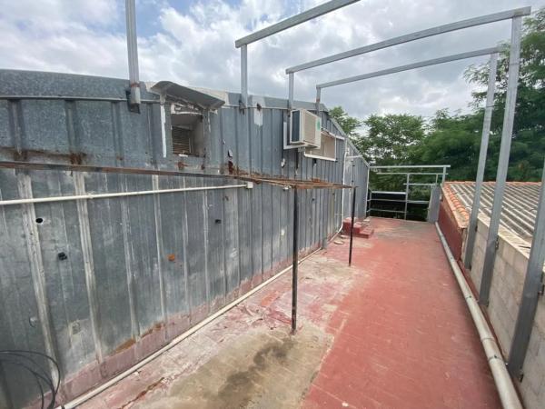 Nave en Polígon Cotes Baixes H, 10