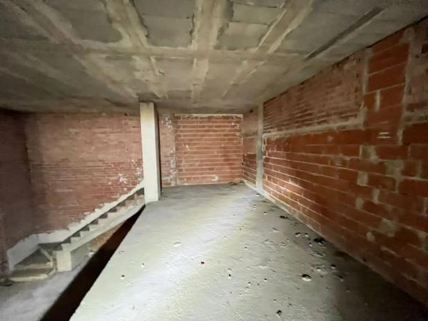 Local o nave en calle Casimiro Barello Morello