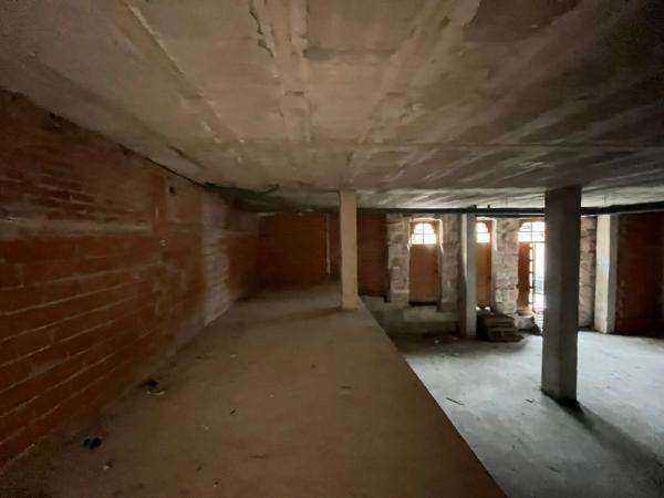 Local o nave en calle Casimiro Barello Morello