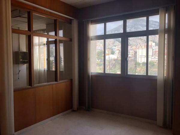 Local en plaza Emili Sala, 3