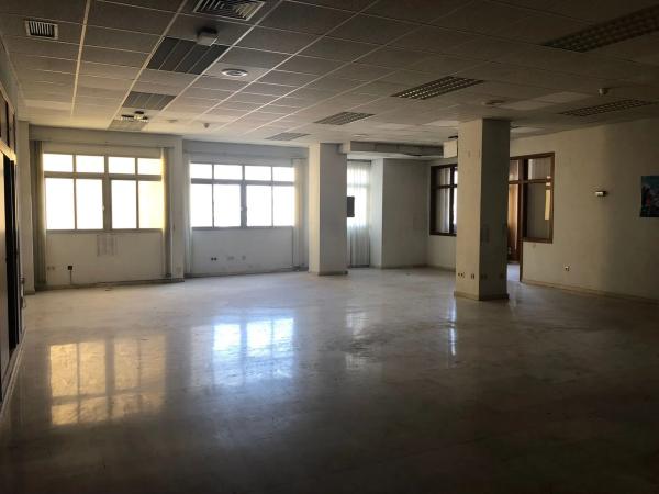 Local en plaza Emili Sala, 3