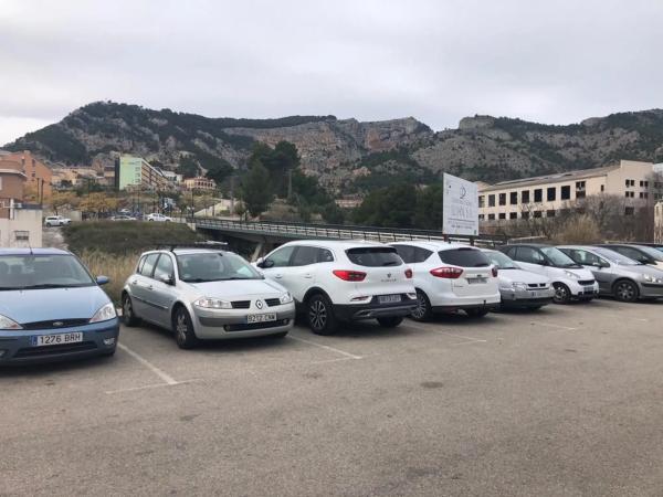 Local en calle els Realets, 2