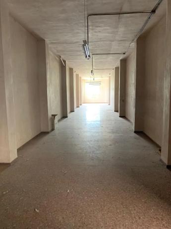 Local en calle Calderón, 4