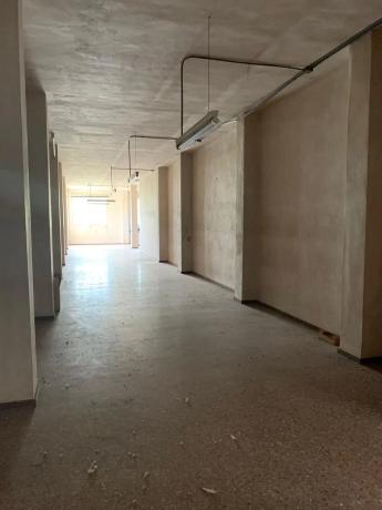 Local en calle Calderón, 4