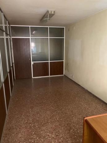 Local en calle Calderón, 4