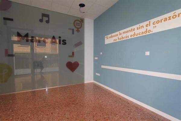 Local en calle el Salvador, 26