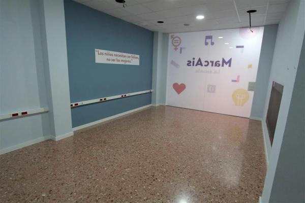 Local en calle el Salvador, 26