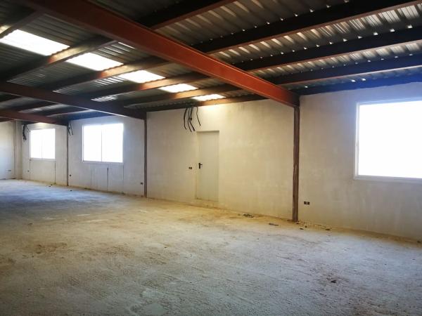 Local en calle Rabal, 56