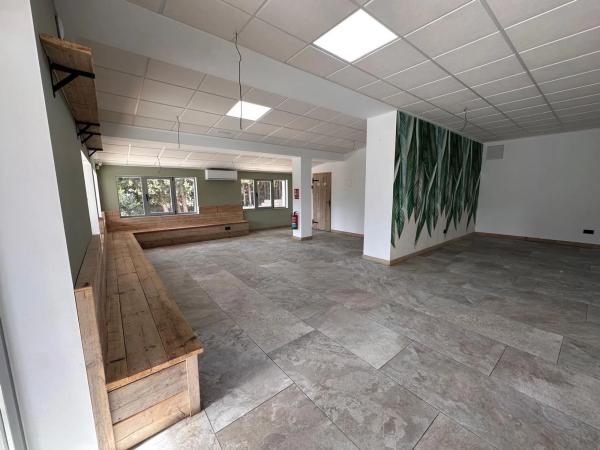 Local en La Solana Gardens, 1