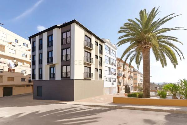 Local en calle Benigembla, 2 -8