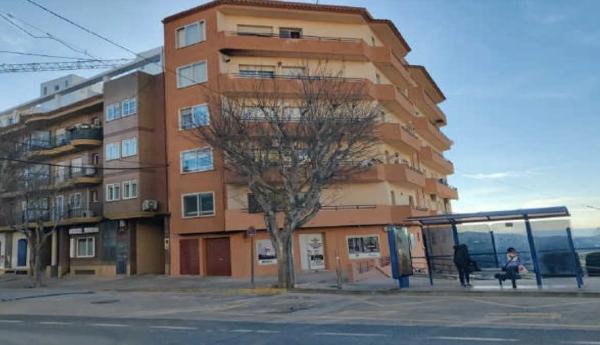 Local en avenida del País Valencià