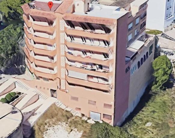 Local en avenida del País Valencià