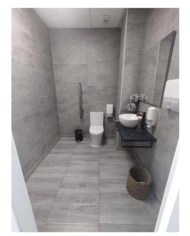 Local en calle Reverendo Padre Melchor, 6