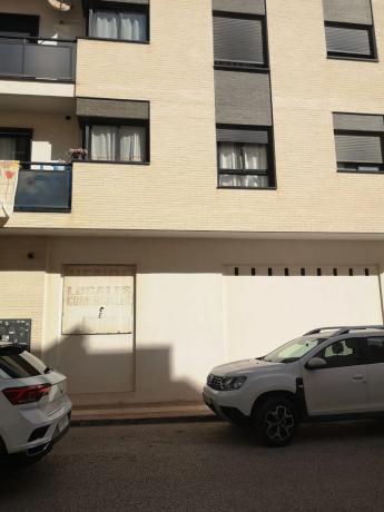 Local en avenida de l'Alcúdia, 34 ,36