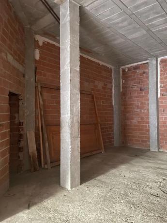 Local en avenida de l'Alcúdia, 95