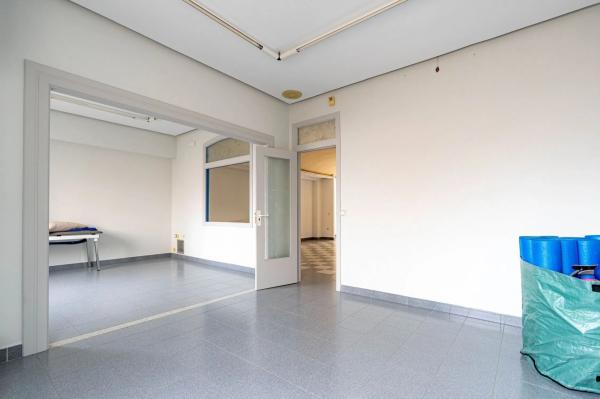 Local en avenida de l'Alcúdia