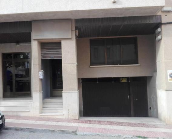 Local en avenida l'Alcúdia, 4