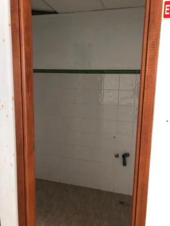 Local en calle Benidoleig, 18