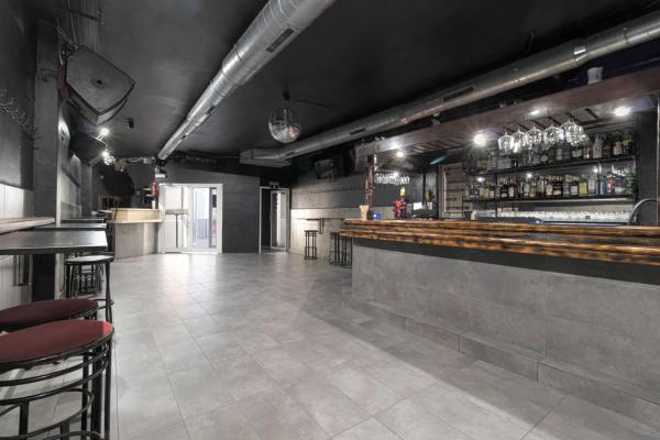 Local en Manzanera-Tosal