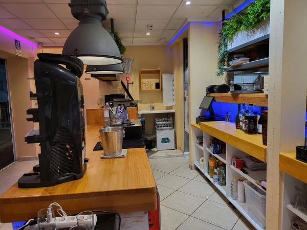 Local en avenida Juan Carlos i