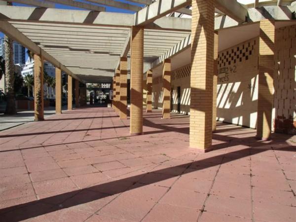 Local en calle Isla de Formentera