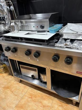 Local en avenida Gabriel Miró, 38