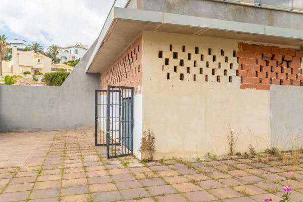 Local en avenida de Masnou