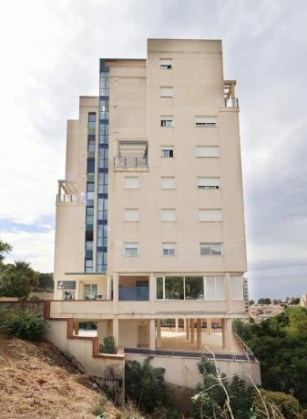 Local en avenida Masnou s/n