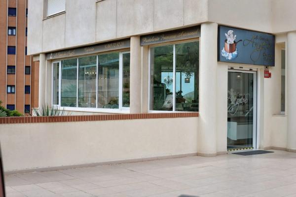 Local en avenida Masnou s/n