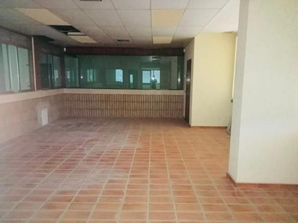 Local o nave en avenida Costablanca