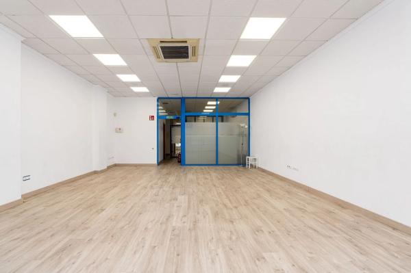 Local en calle Maestro Serrano, 3