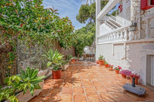 Local en Cometa-Carrió