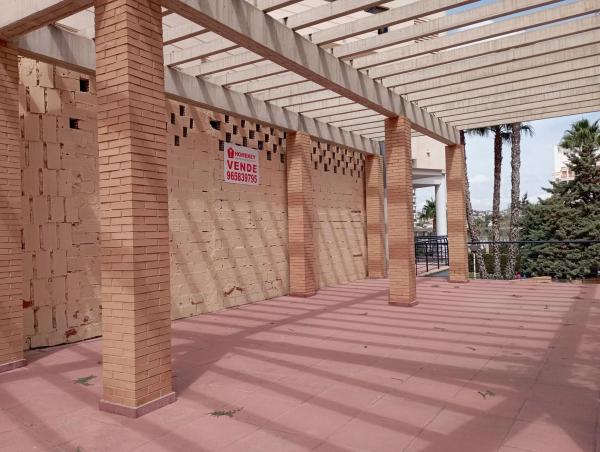 Local en calle Isla de Formentera, 7