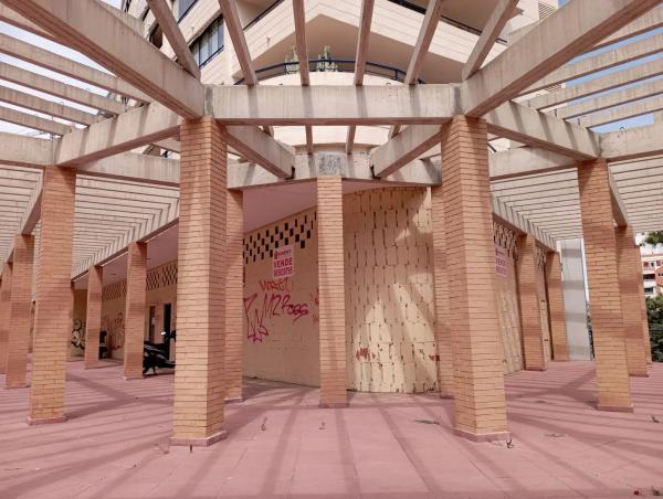 Local en calle Isla de Formentera, 7